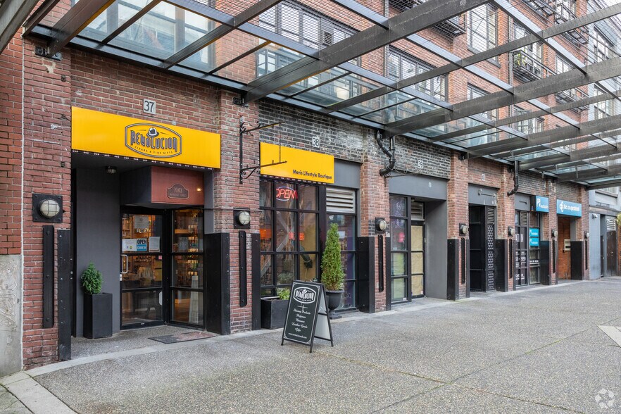 More Photos Of 1055 Mainland St, Vancouver Apartments For Sale