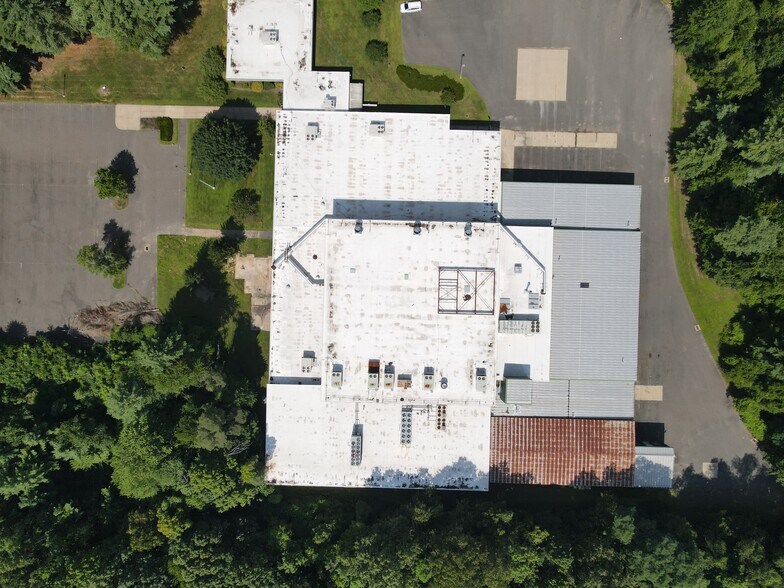 More Photos Of 60 Security Dr, Avon Manufacturing For Lease