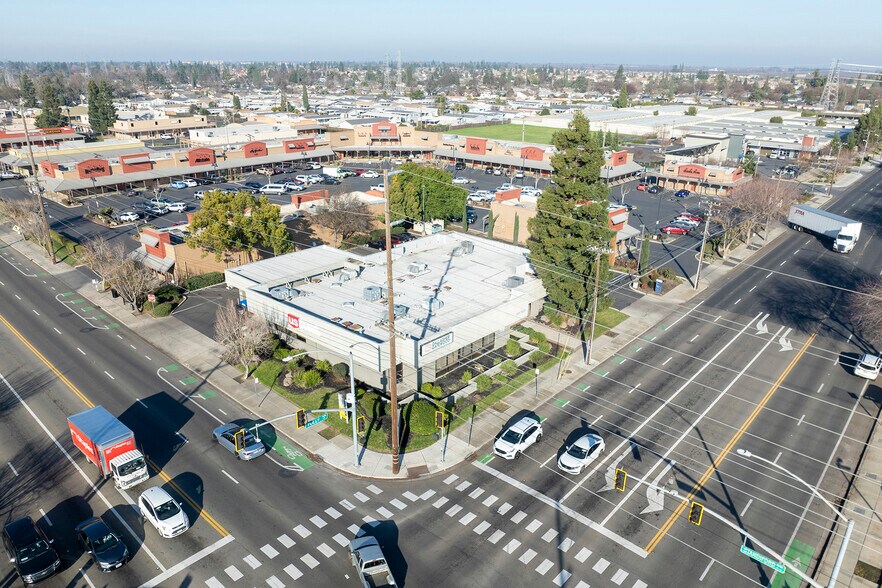 More Photos Of 3501 Tully Rd, Modesto Bank For Sale