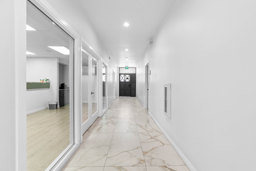 More Photos Of 111 S Garfield Ave, Montebello Medical For Lease