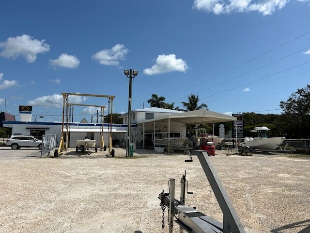 More Photos Of 98150 Overseas Hwy, Key Largo Storefront Retail Office For Sale