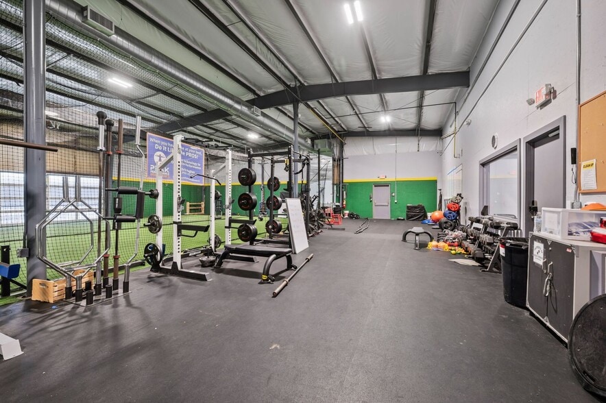 More Photos Of 9043 Marshall Rd, Cranberry Township Manufacturing For Sale