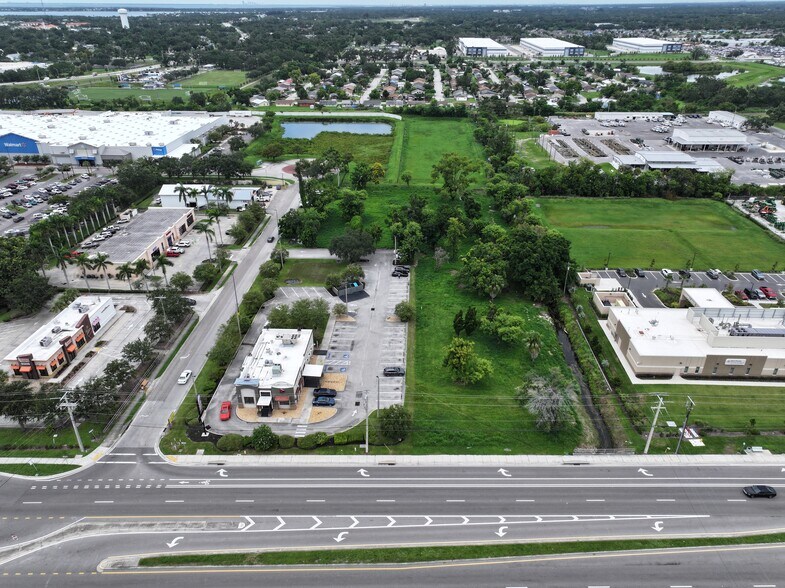 More Photos Of 640 10th St E, Palmetto Land For Lease