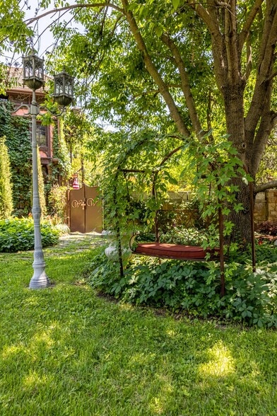 More Photos Of 1272 SW Fillmore St, Topeka Hospitality For Sale