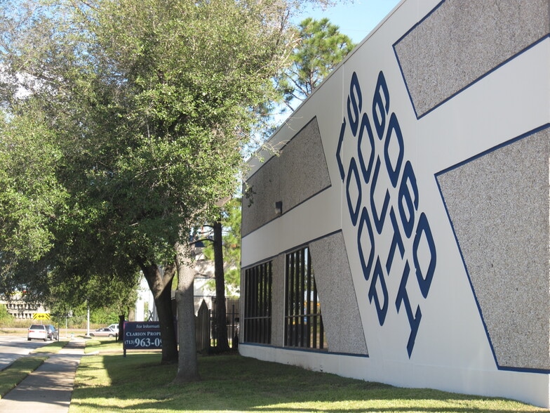 Primary Photo Of 6060 South Loop E, Houston Warehouse For Lease