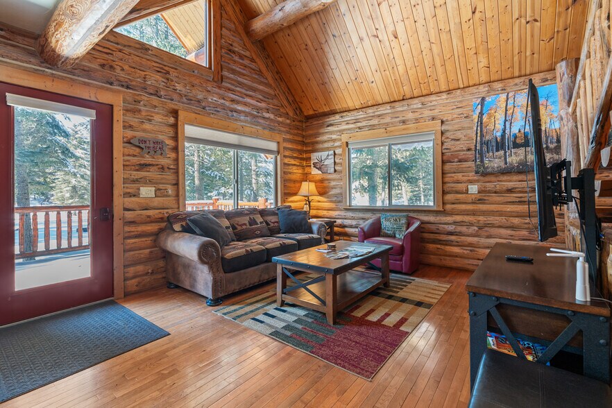 More Photos Of 1845 Hodgson Rd, Whitefish Hotel For Sale