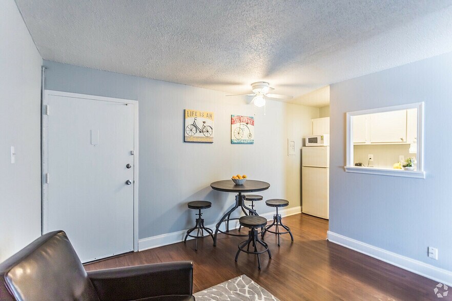 More Photos Of 141 Manassas St, Memphis Apartments For Sale