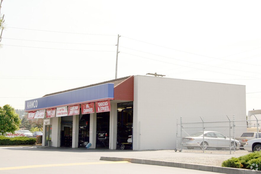More Photos Of 1833 Auburn Way N, Auburn Auto Repair For Lease