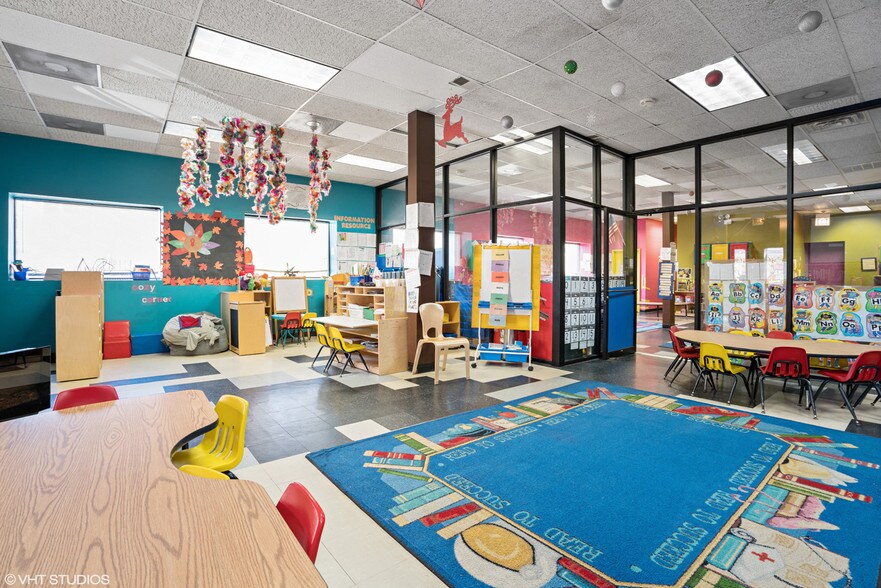 More Photos Of 222 E 61st St, Chicago Daycare Center For Sale
