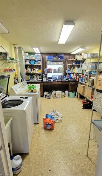 More Photos Of 3537 Liberty Ave, Vermilion Hotel For Sale
