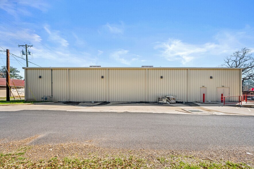 More Photos Of 8016 Ridge St, Pollock Freestanding For Sale