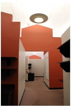 More Photos Of 556 Central Ave, Saint Petersburg General Retail For Lease