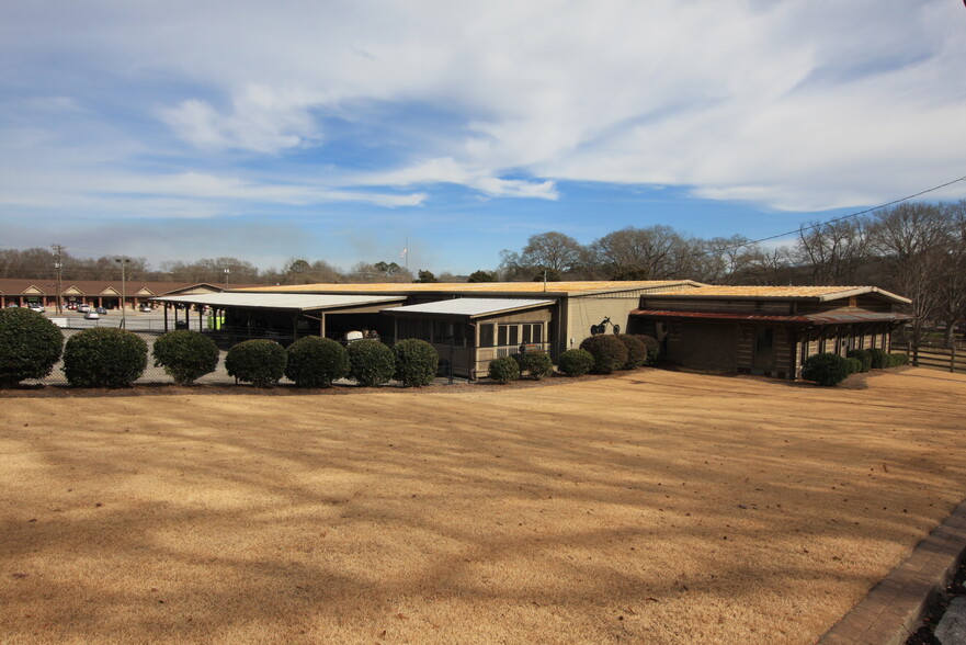 More Photos Of 212 Church st, Rockmart Specialty For Sale