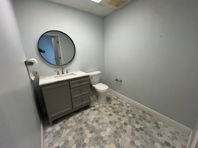 More Photos Of 13801 Bruce B Downs Blvd, Tampa Medical For Lease