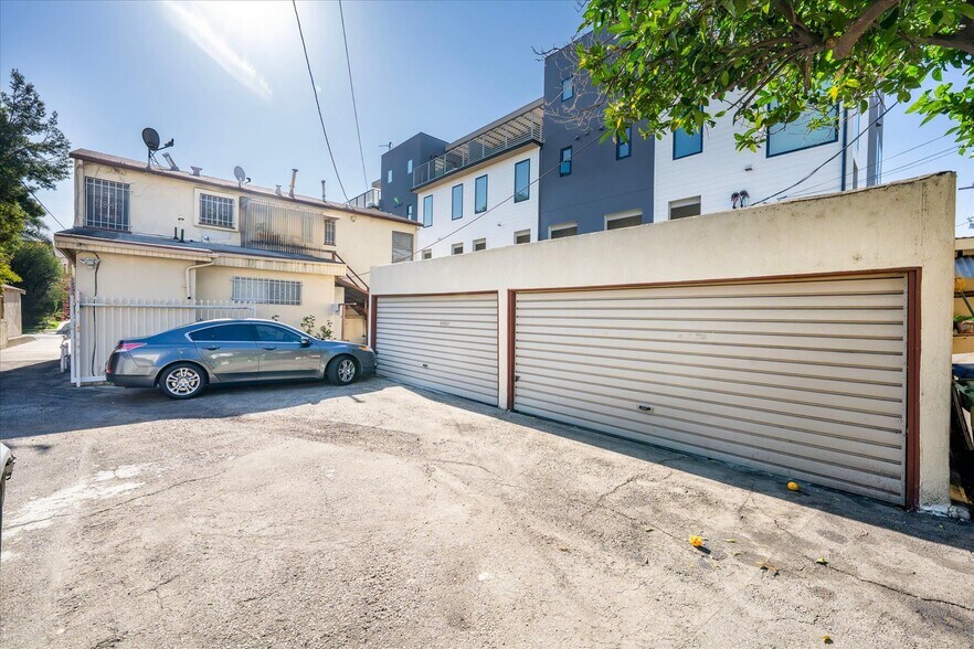 More Photos Of 457 N Stanley Ave, Los Angeles Apartments For Sale