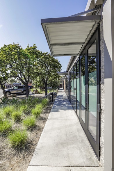 More Photos Of 606-654 Venice Blvd, Venice Loft Creative Space For Lease