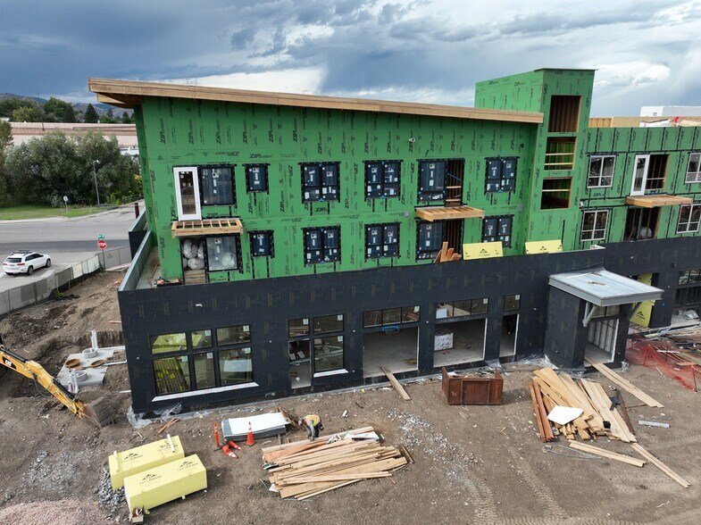 More Photos Of 17270 W Colfax Ave, Golden Apartments For Lease