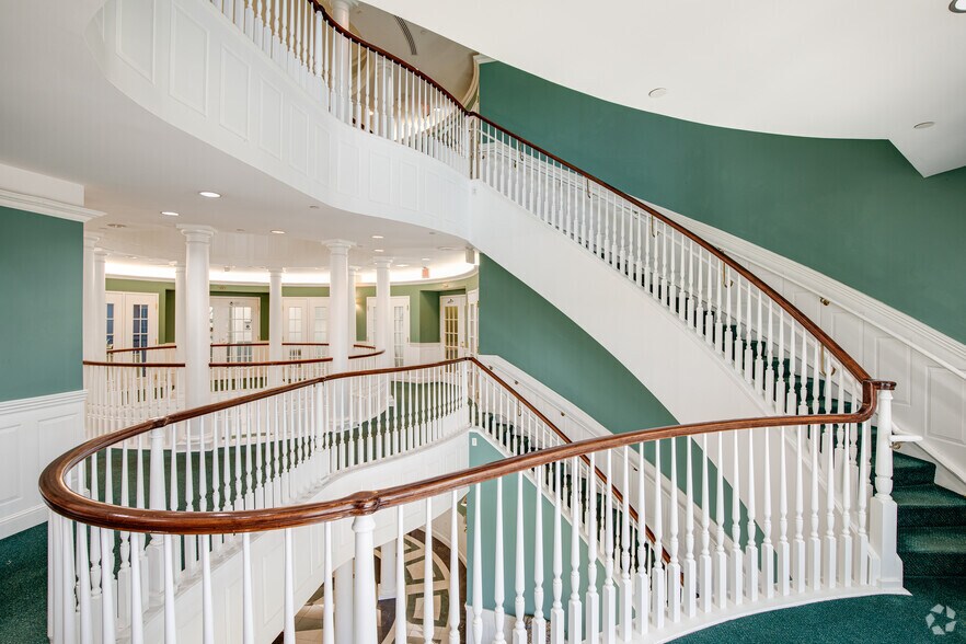 More Photos Of 101 Charles St, La Plata Medical For Lease