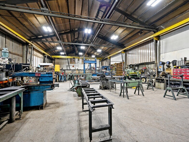 More Photos Of 6869 Columbus St, New Vienna Warehouse For Sale