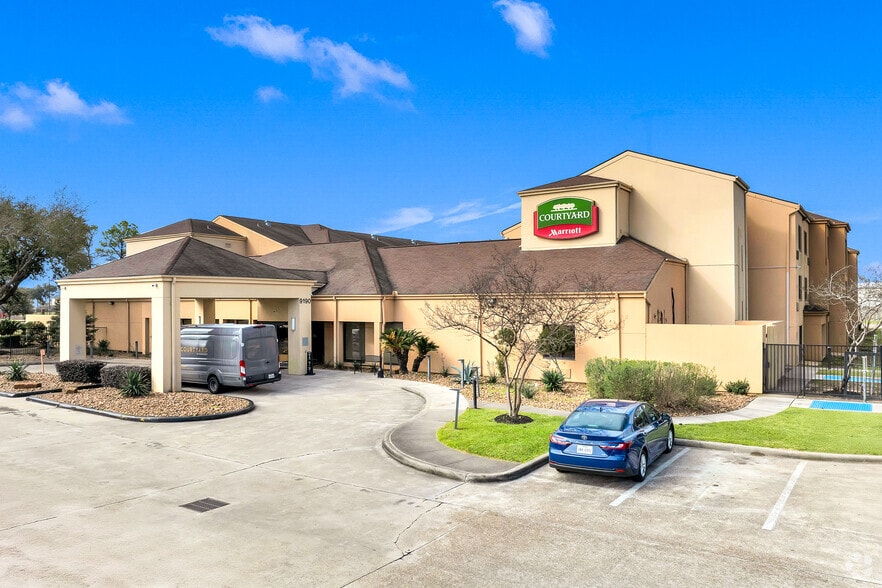 Primary Photo Of 9190 Gulf Fwy, Houston Hospitality For Sale