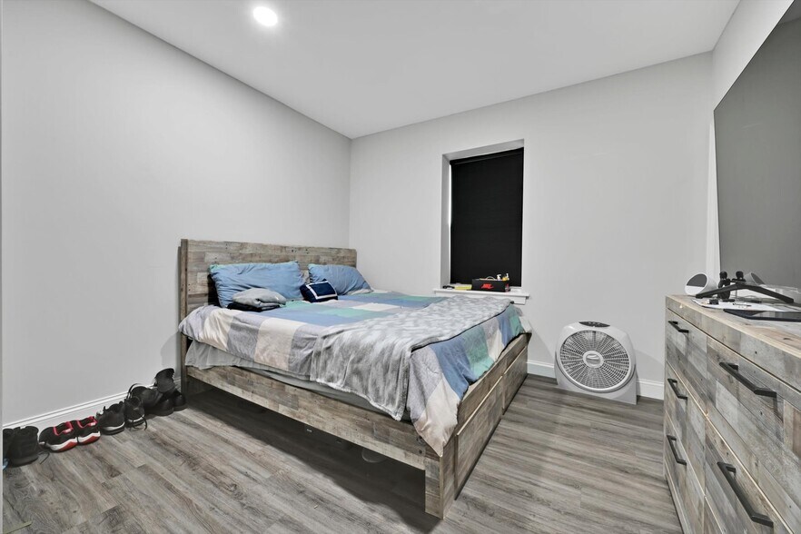 More Photos Of 236 W Market St, Jonestown Multifamily For Sale
