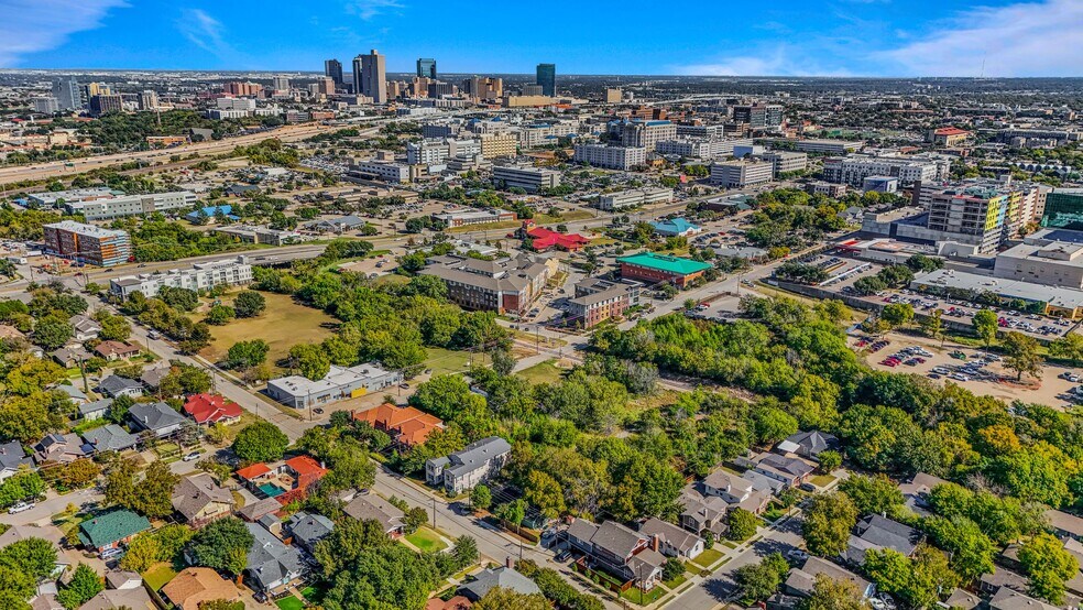 More Photos Of 2101-2121 W Magnolia Ave, Fort Worth Land For Sale