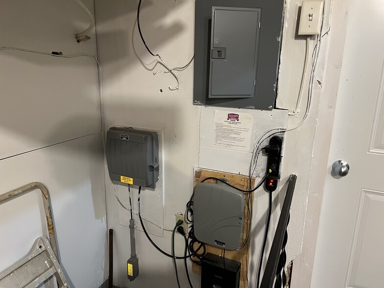 More Photos Of 137-147 Main St, Amherst Storefront Retail Residential For Sale