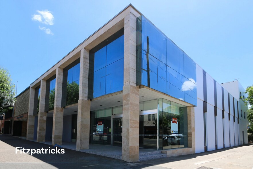 Primary Photo Of 41 Fitzmaurice St, Wagga Wagga Office For Lease