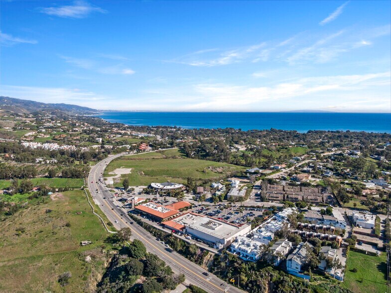 More Photos Of 29169-29211 Heathercliff Rd, Malibu Unknown For Lease