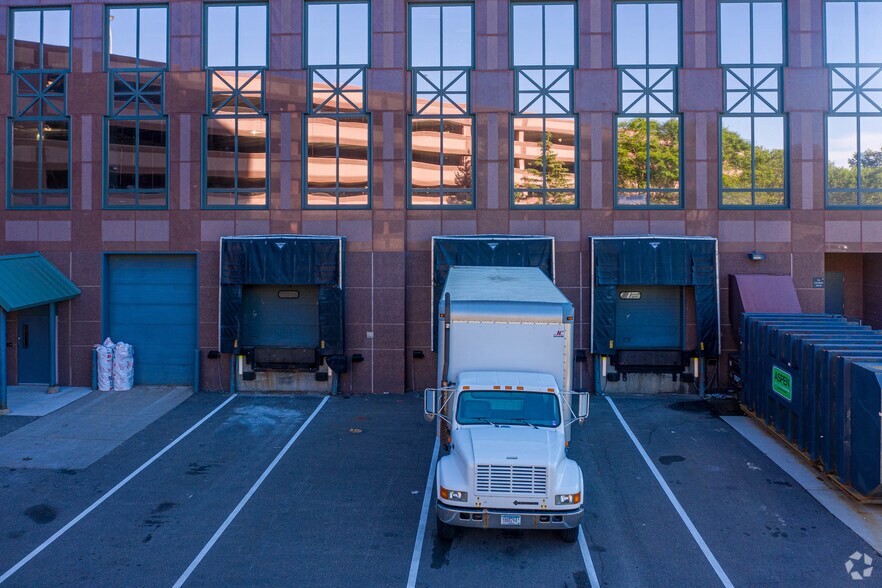 More Photos Of 601 Carlson Pky, Minnetonka Office For Lease