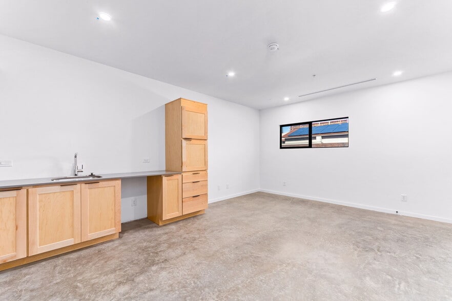 More Photos Of 21 Lalo Way, Tucson Multifamily For Sale