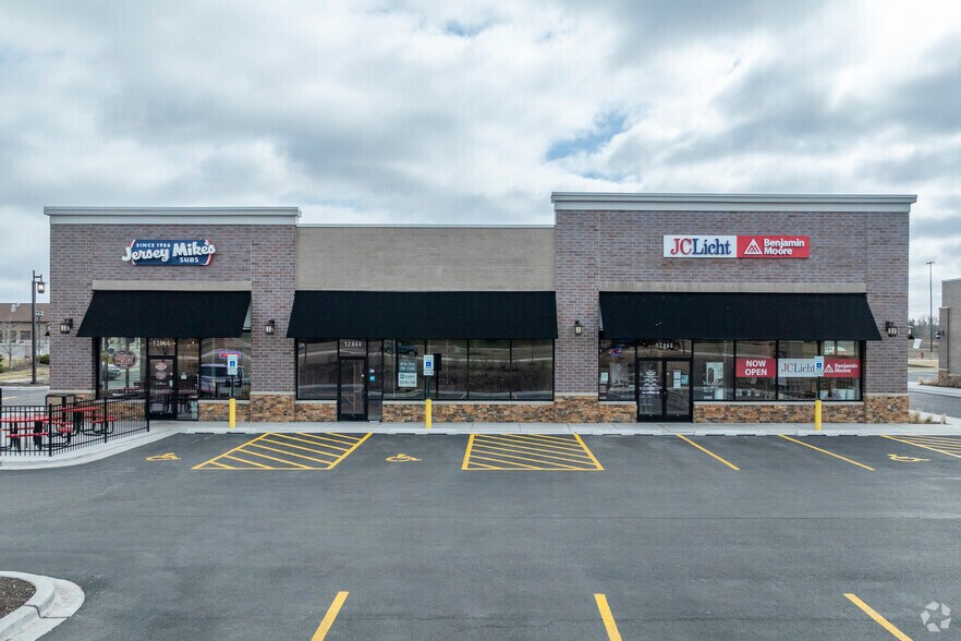 More Photos Of 12860 Il-47, Huntley General Retail For Sale