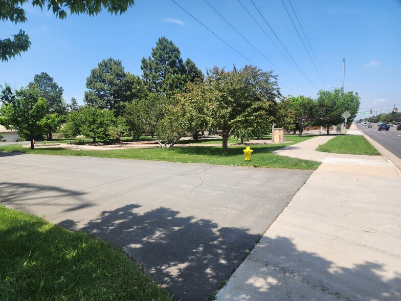 More Photos Of 151 Potomac St, Aurora Specialty For Sale