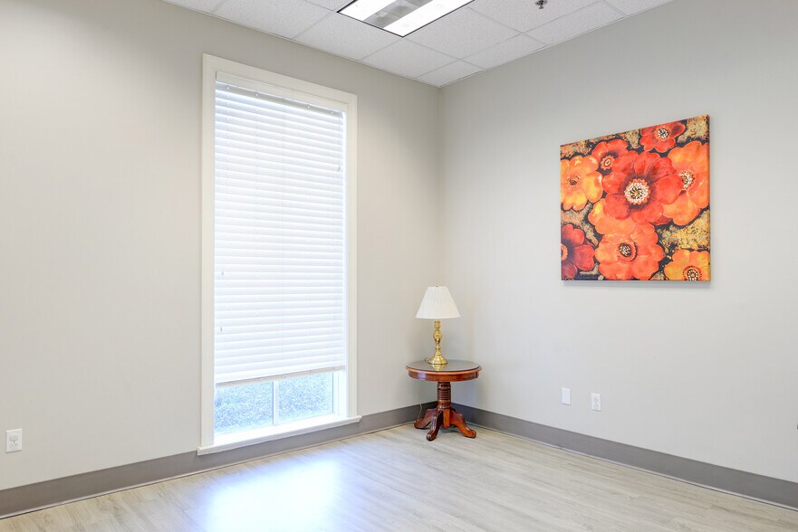 More Photos Of 1221 24th Ave, Meridian Medical For Lease