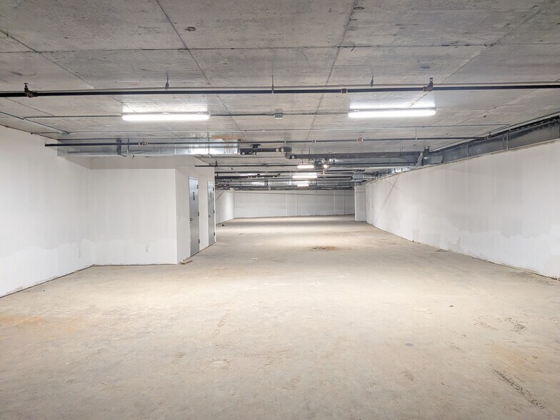 More Photos Of , Rego Park Multifamily For Sale