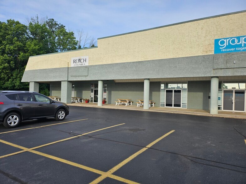 More Photos Of 3520-3528 W Two Mile House Rd, Columbus Office For Sale