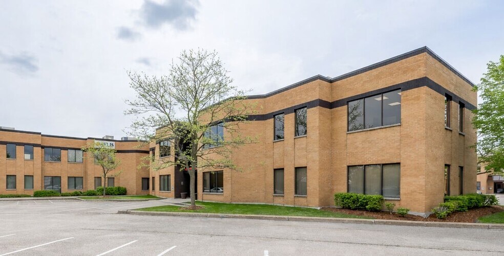 More Photos Of 155 Frobisher Dr, Waterloo Office For Sale
