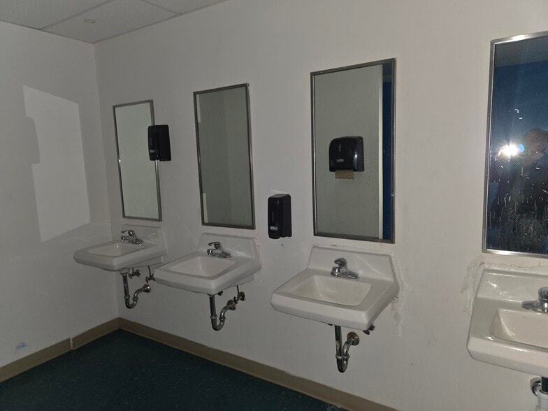 More Photos Of 3 Battaile Dr, Winchester Lodge Meeting Hall For Sale