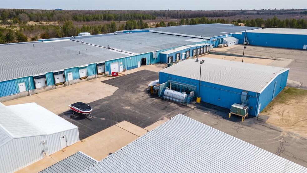 More Photos Of N9246 State Road 80, Necedah Warehouse For Lease