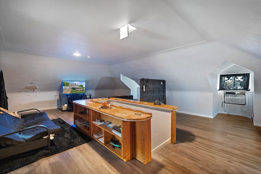 More Photos Of 701 Thompson Ave, Donora Funeral Home For Sale