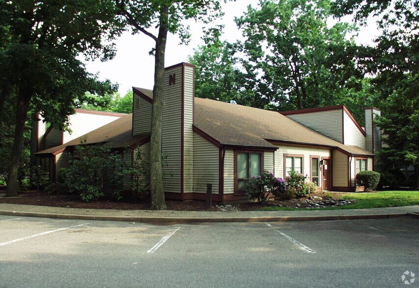 More Photos Of 1930 Marlton Pike E, Cherry Hill Office Residential For Lease