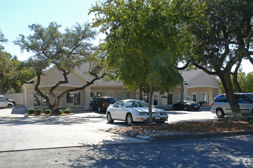 Primary Photo Of 1126-1132 W Blanco Rd, San Antonio Office For Lease