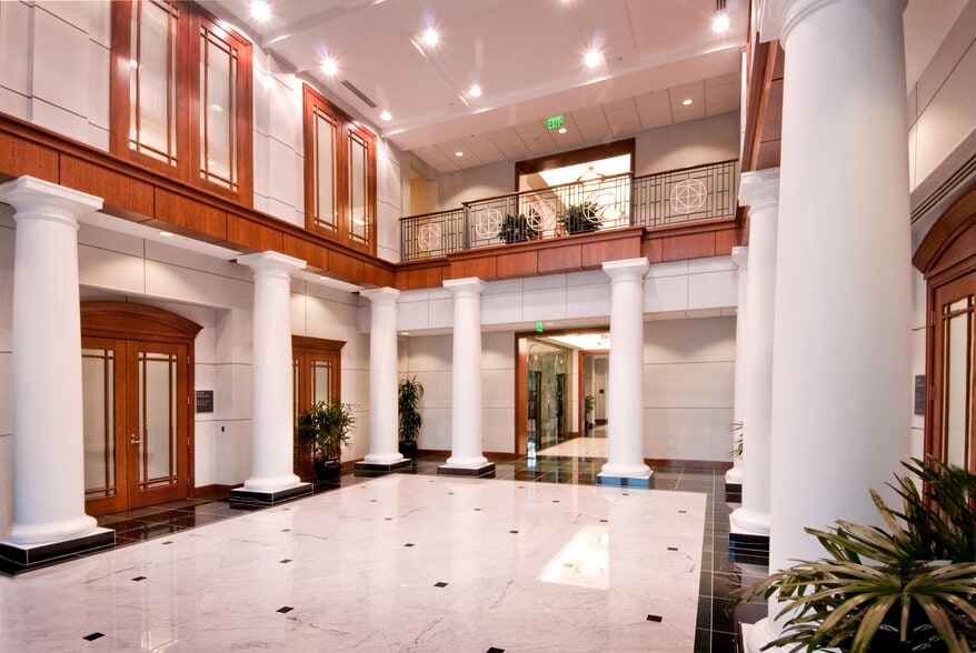 More Photos Of 272 Bendix Rd, Virginia Beach Unknown For Lease