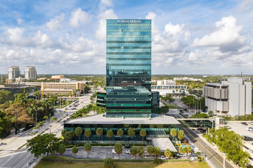 More Photos Of 1 E Broward Blvd, Fort Lauderdale Office Residential For Lease