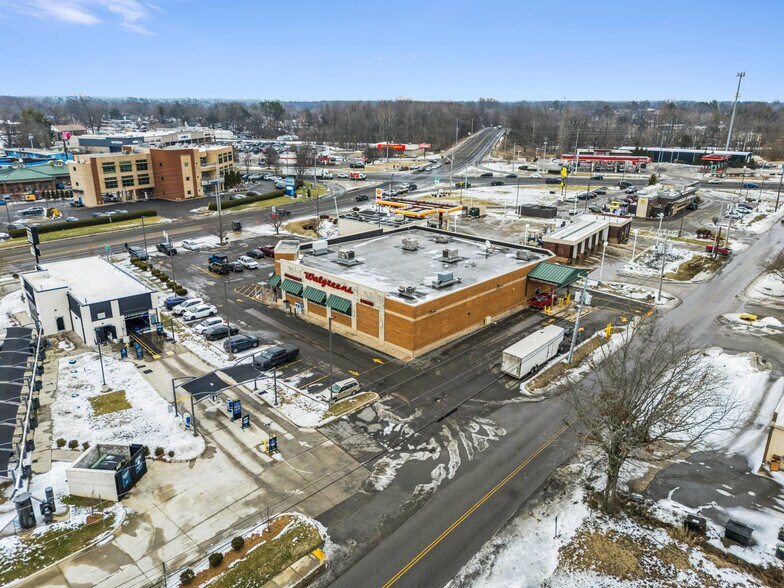 More Photos Of 104 Hwy 52 W, Portland Drugstore For Sale