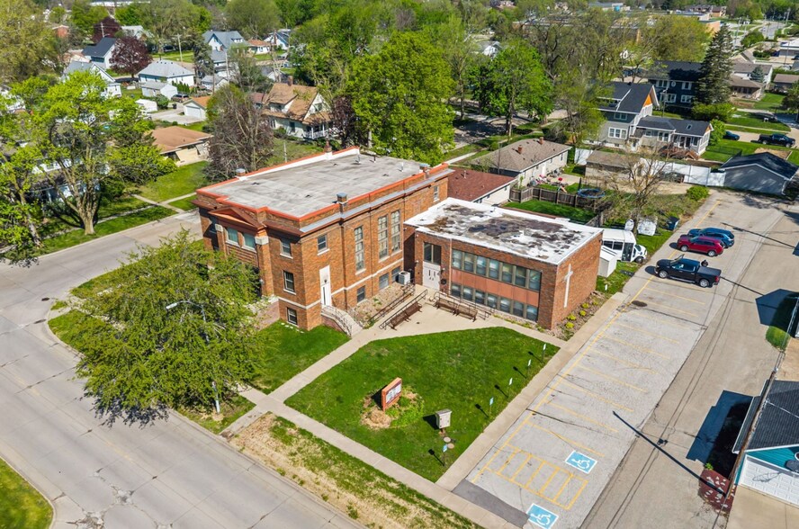 More Photos Of 224 SW 3rd St, Ankeny Specialty For Sale