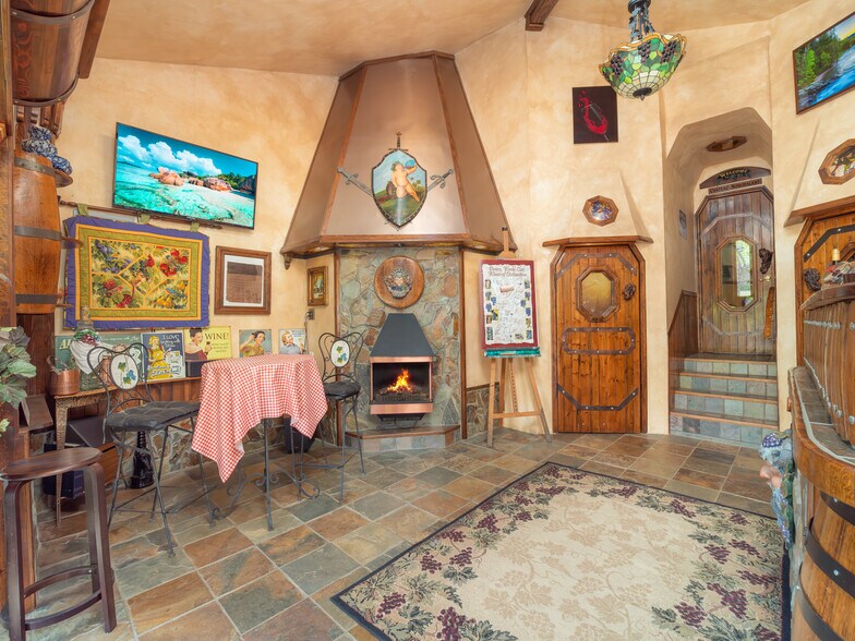 More Photos Of 1329 Larson Rd, Roseburg Winery Vineyard For Sale