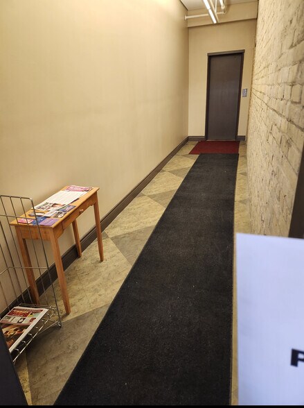 More Photos Of 63 Albert St, Winnipeg Office For Sale