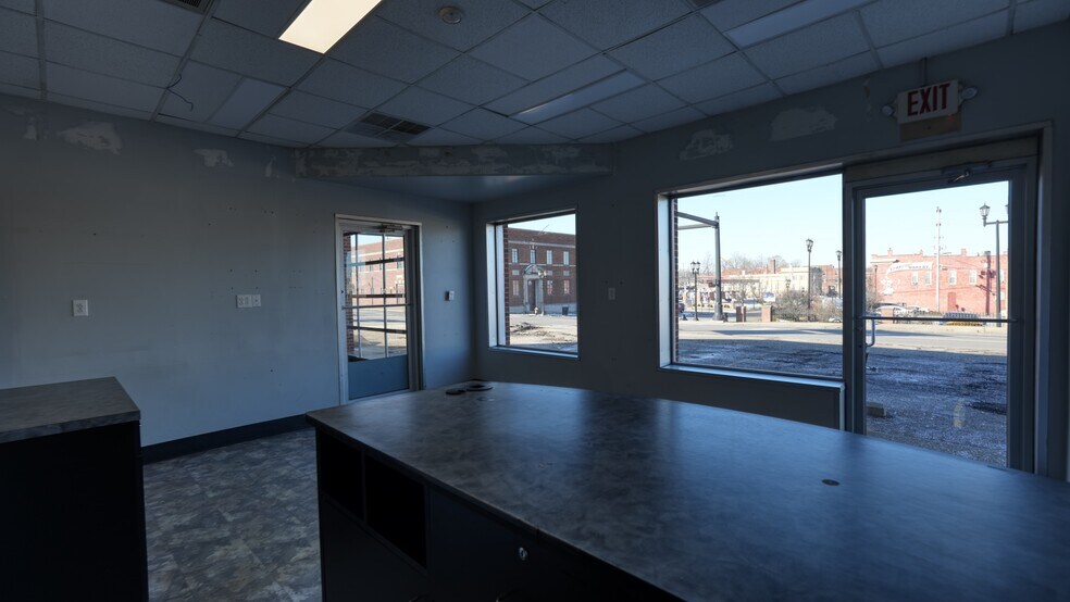 More Photos Of 1105 Wheeling Ave, Cambridge Auto Repair For Sale