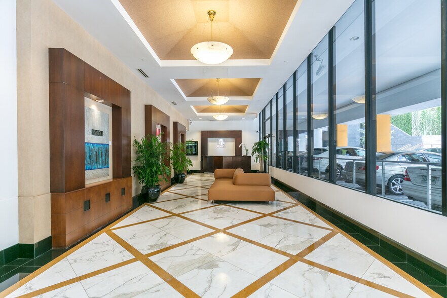 More Photos Of 1110 Brickell Ave, Miami Office For Lease